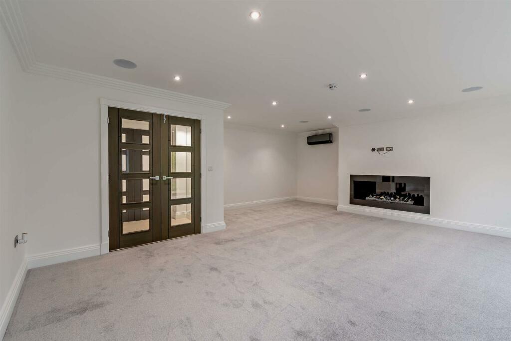 8629922-interior27-800.jpg