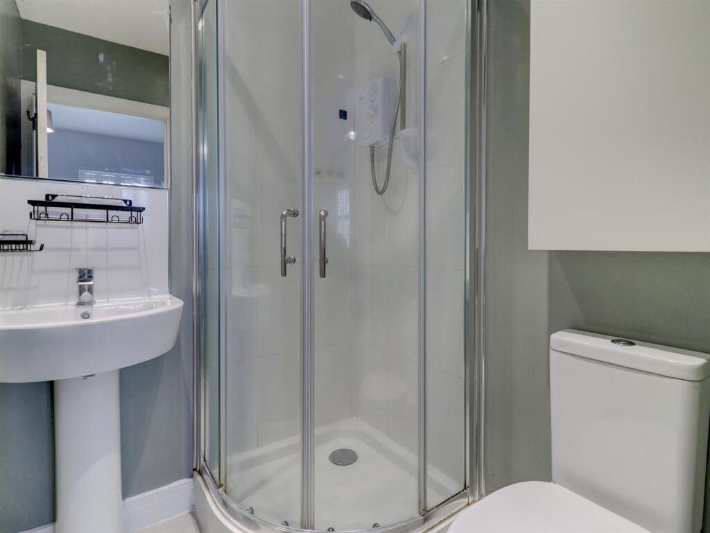 Ensuite Shower Room (Bed Three)