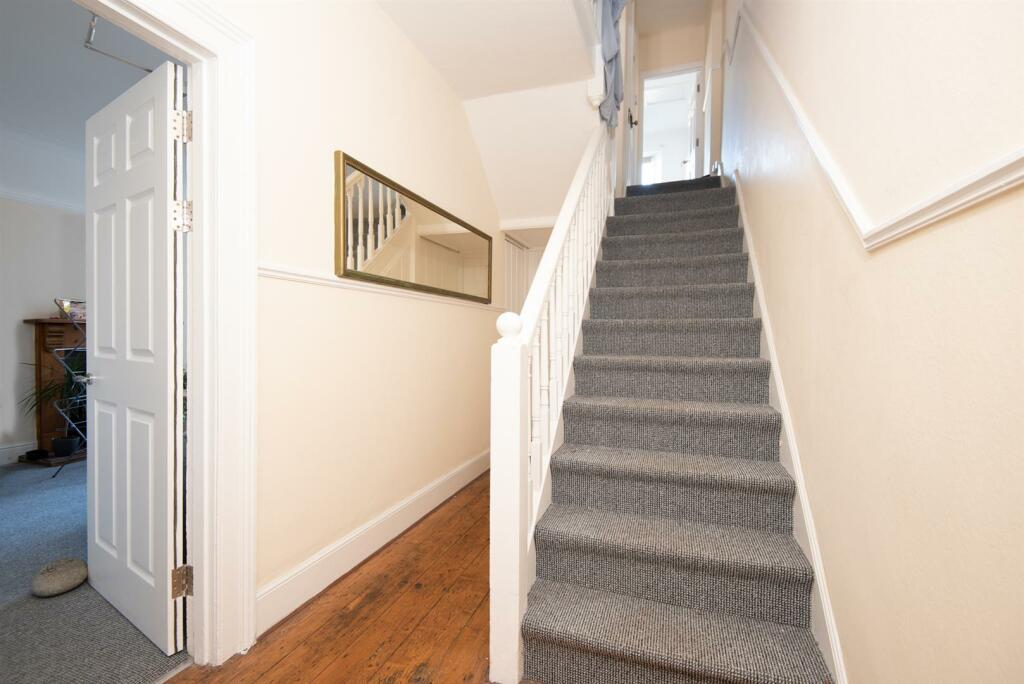 Hallway.jpg