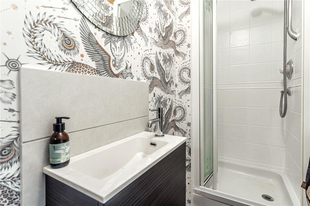 Ensuite