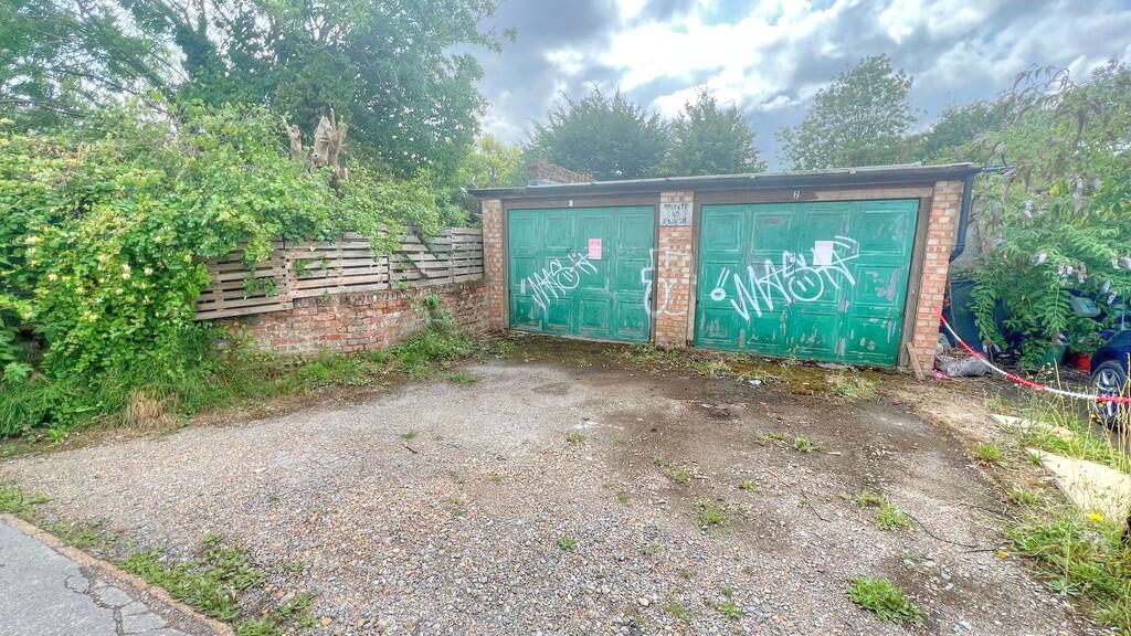 42 CS Garages_Smo...