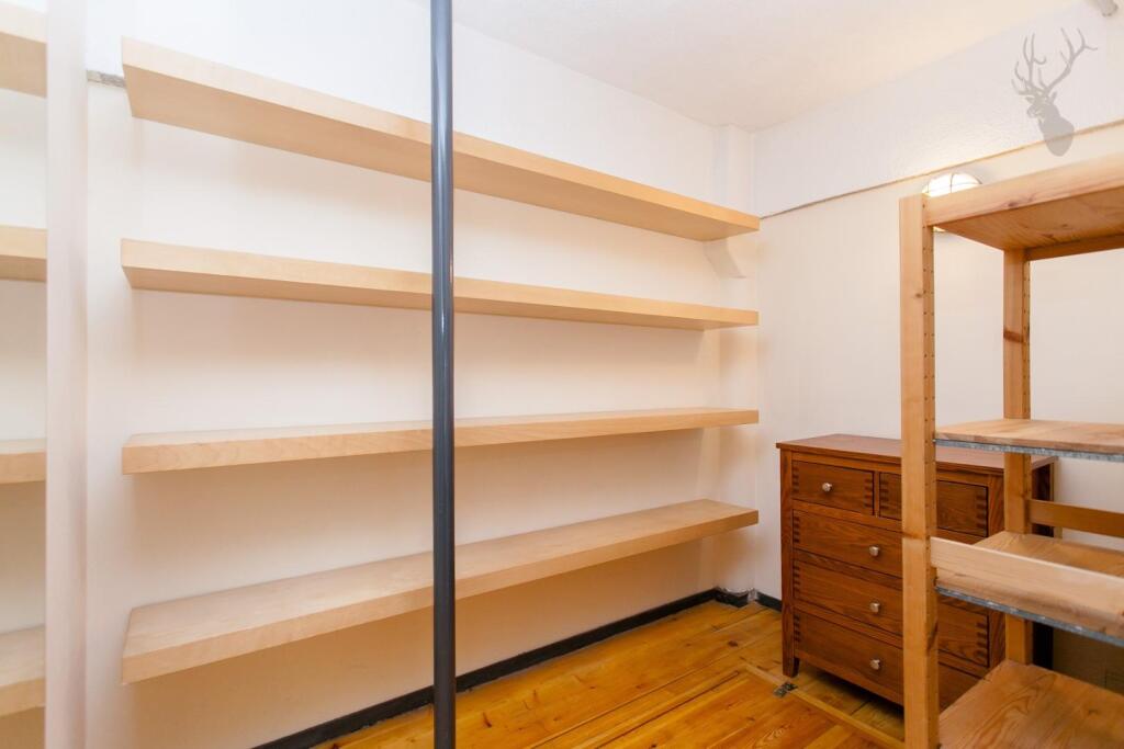 Manhattan Building (12).jpg