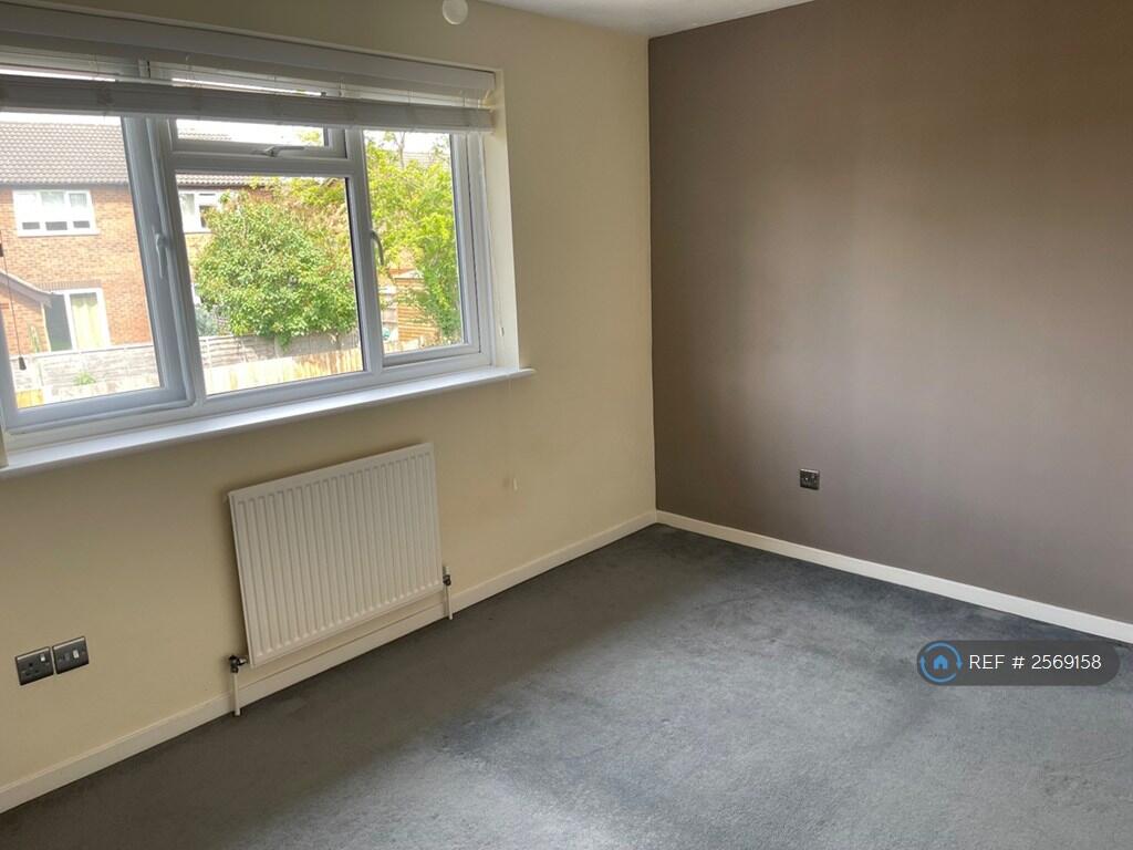Main Double Bedroom