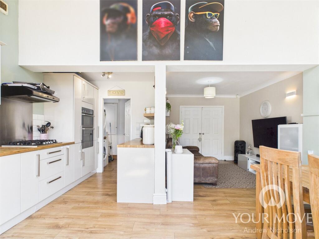 Kitchen/Diner/Family