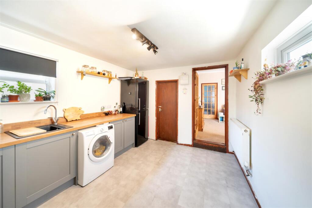 Purplett Street-07.jpg