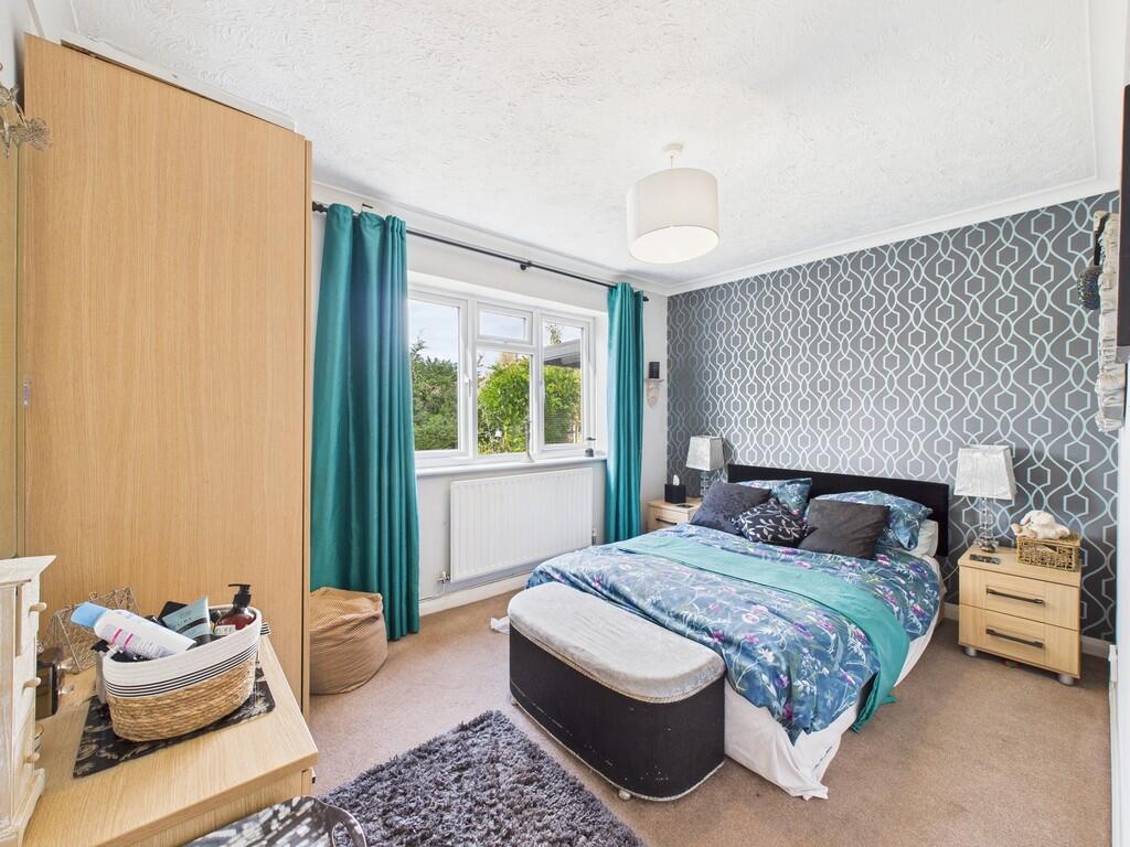 CAM02854G0-PR0435...