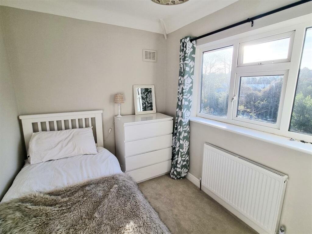 new bedroom.jpg
