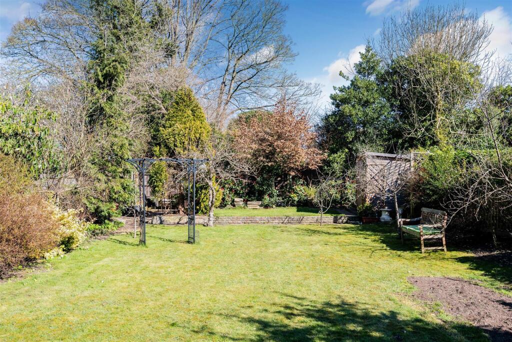 COMMONFIELD ROAD, 113 (4).jpg