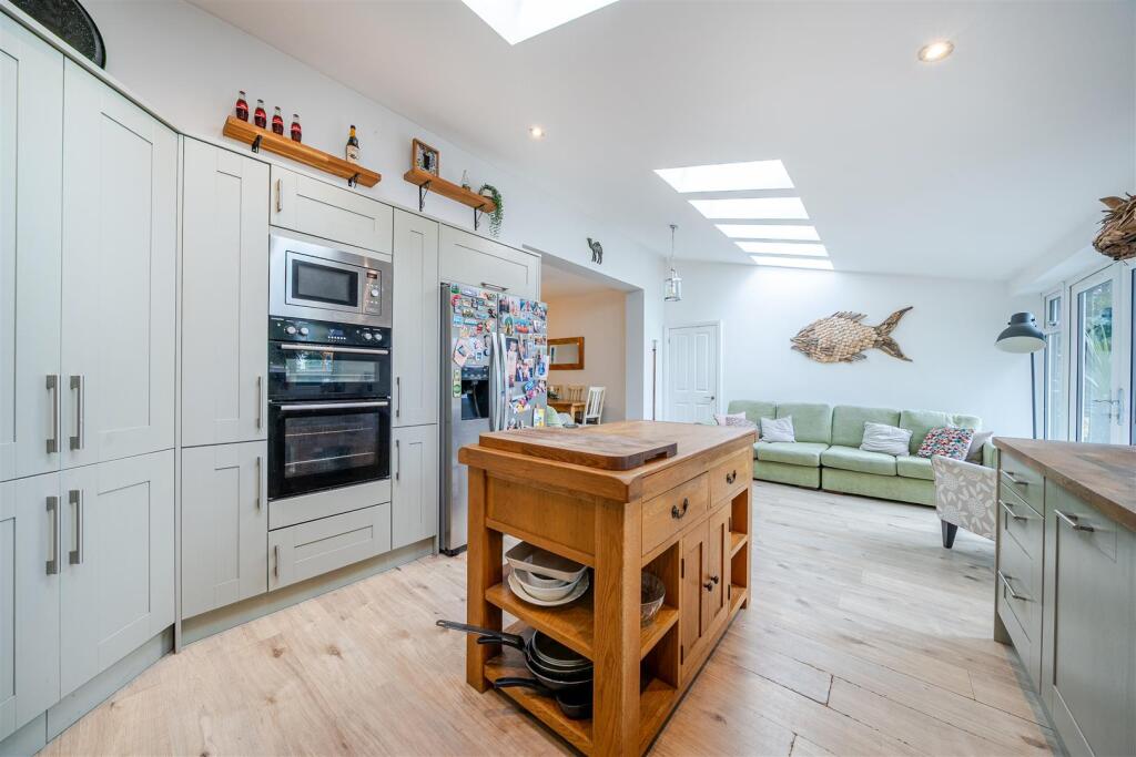 Kitchen/breakfast Room