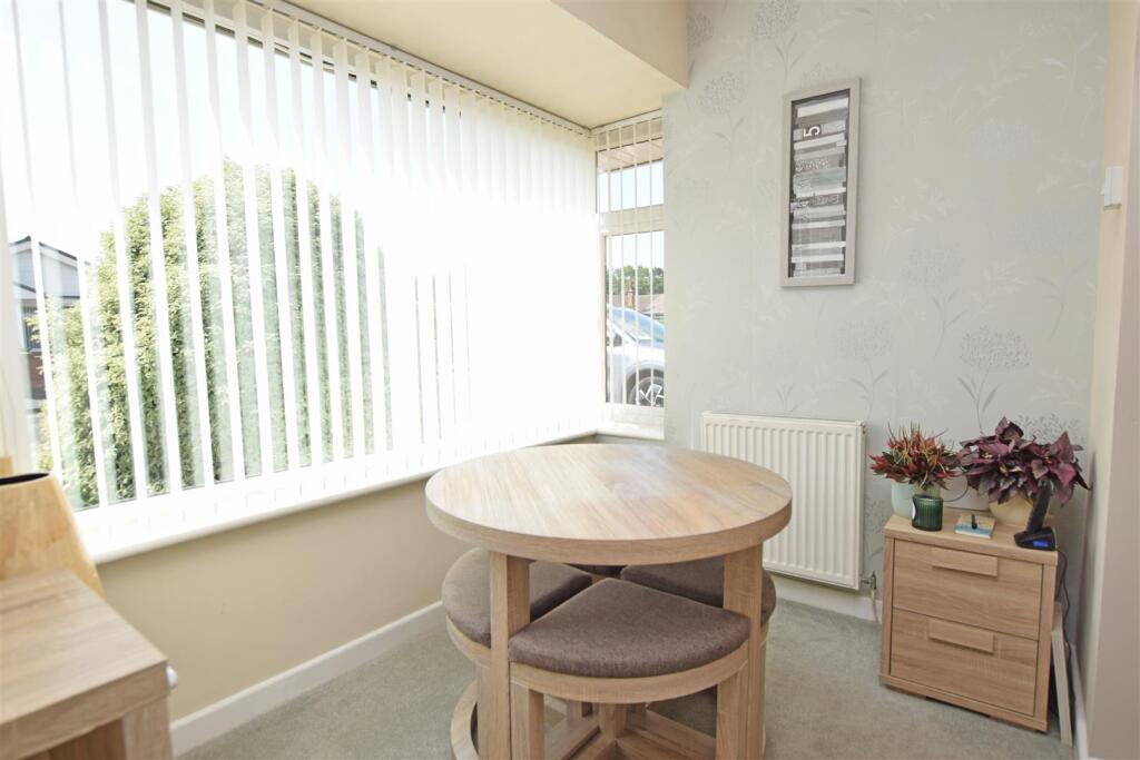 Dining Room.JPG