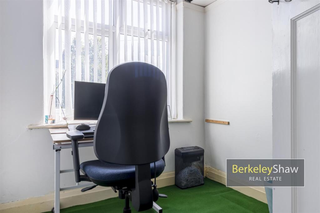 Moorland Avenue, Crosby