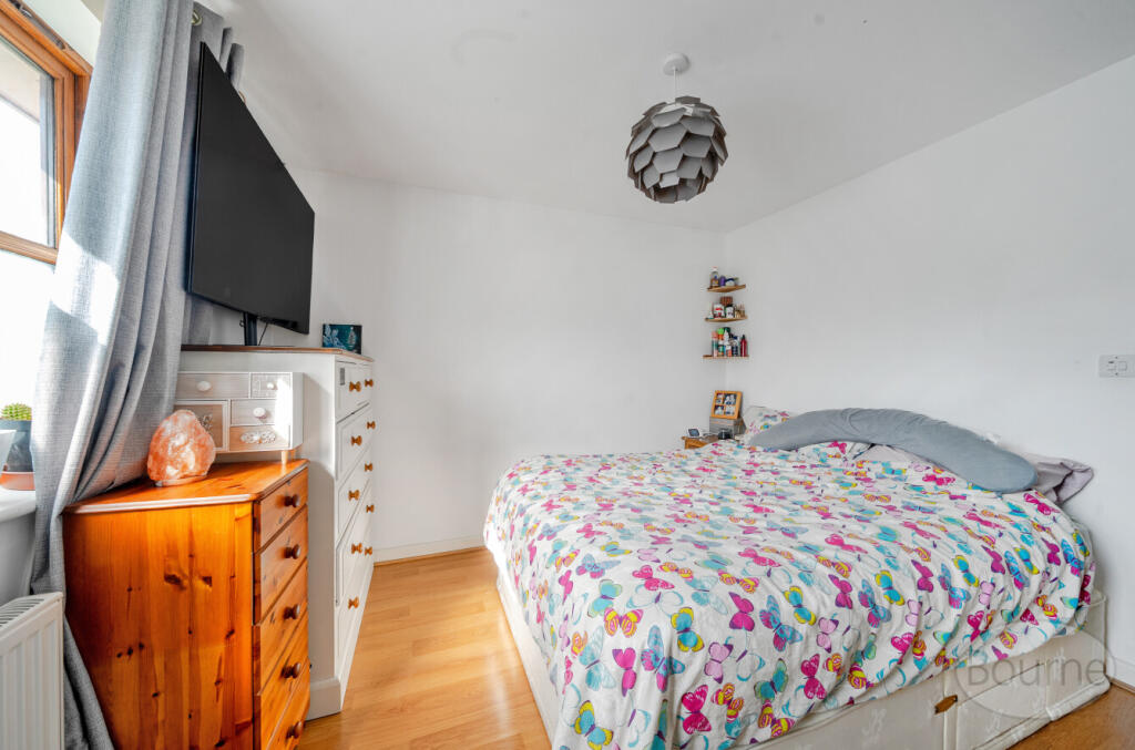 cd810e22-64fe-405...