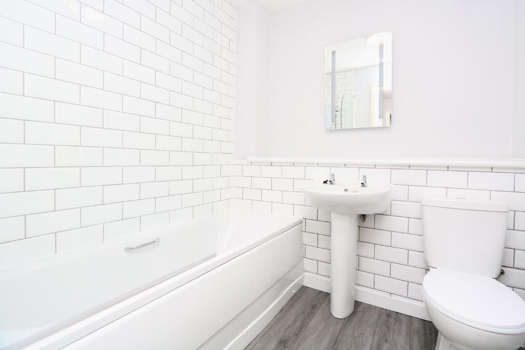 11_16935725192073.JP