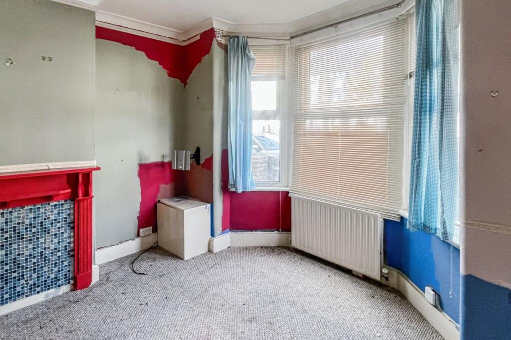 Ground Floor Flat, 15 Azof Street, Greenwich, London SE10 0EG