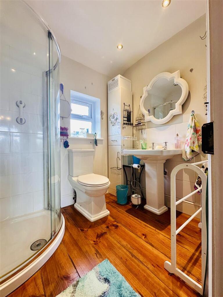 En-Suite and Dressing Room