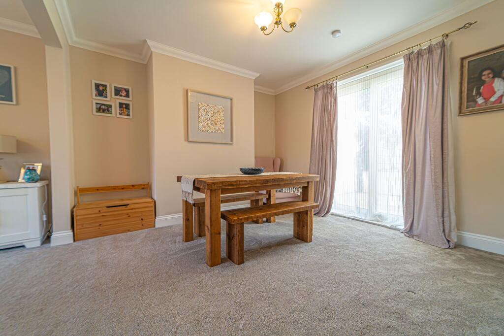 Living Room/Dining Room