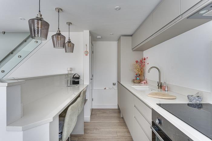 5 St George&#39;s Mews-1.jpg