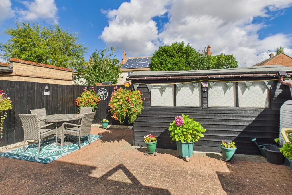 CAM02519G0-PR0339-STILL017