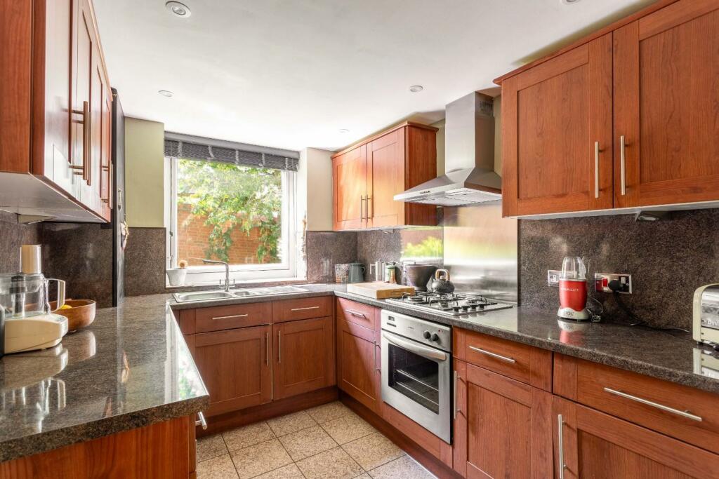 5 Highcroft Lodge-3.jpg