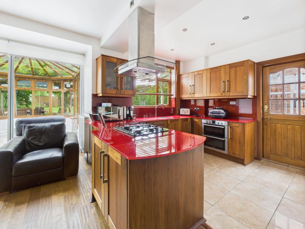 Dining/Kitchen