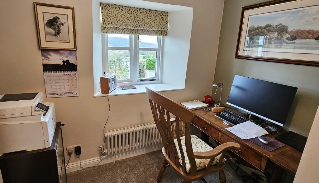 Bedroom 3 / Study 
