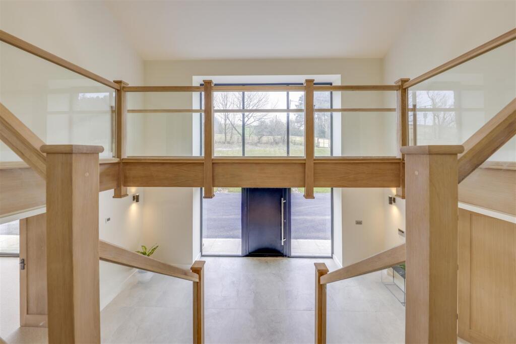 Galleried Split Landing