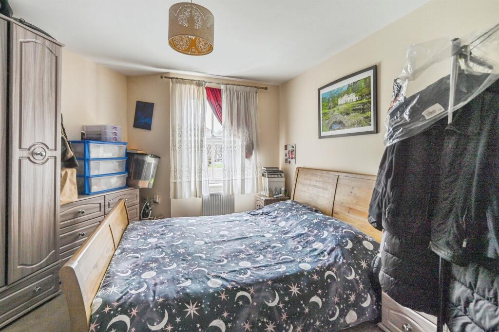 Main Bedroom: