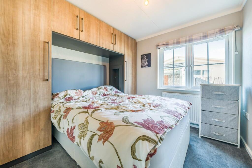 SECOND DOUBLE BEDROOM.jpg