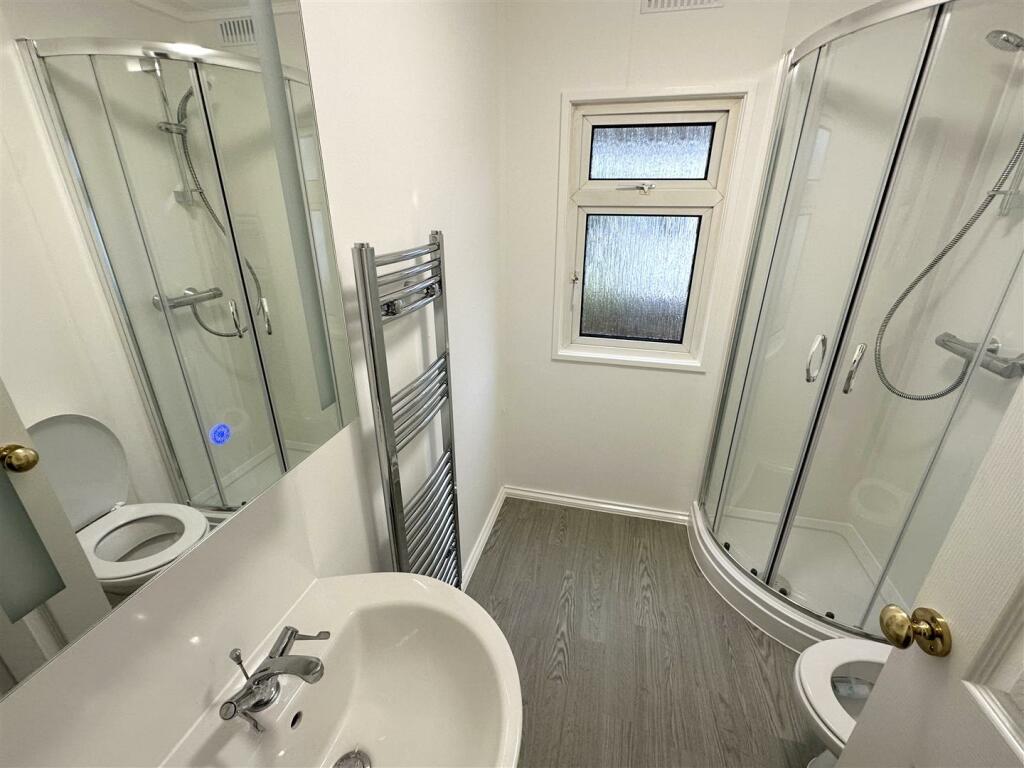 THREE PIECE BATHROOM BATHROOM