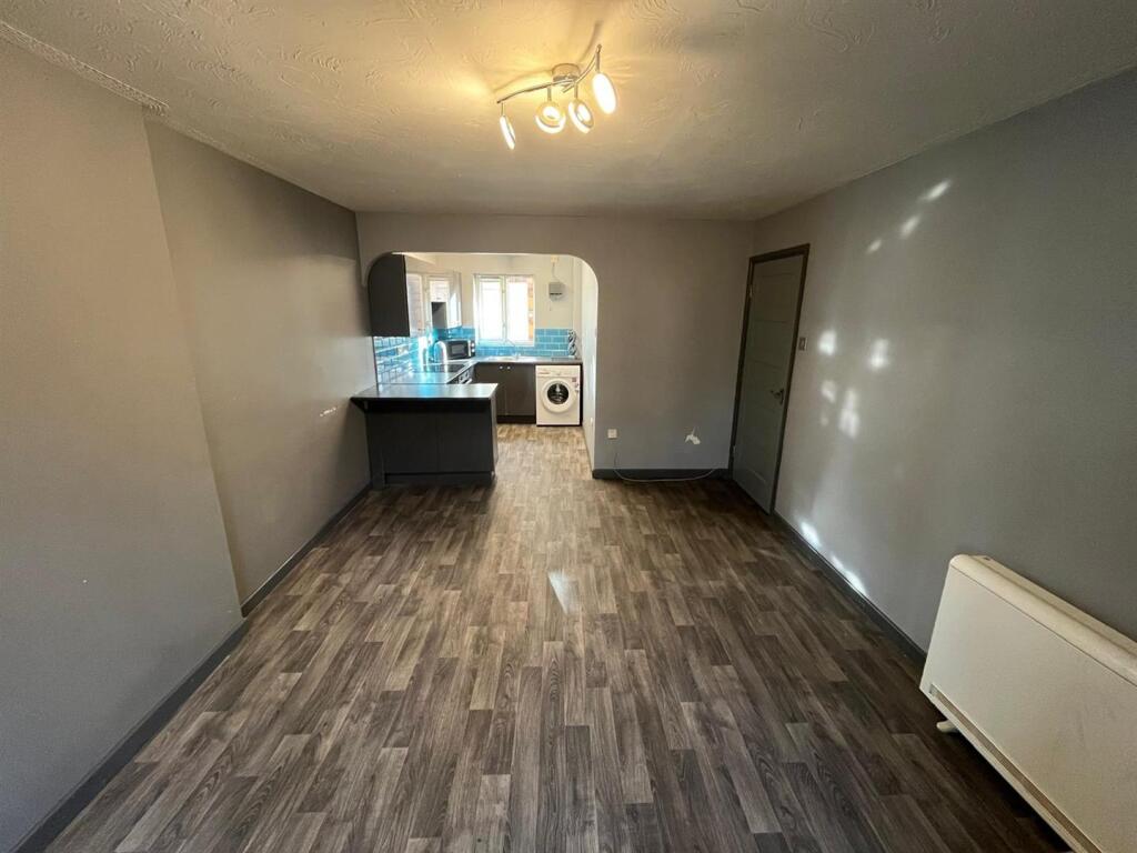 WhatsApp Image 2025-01-15 at 13.48.31_ac105550.jpg