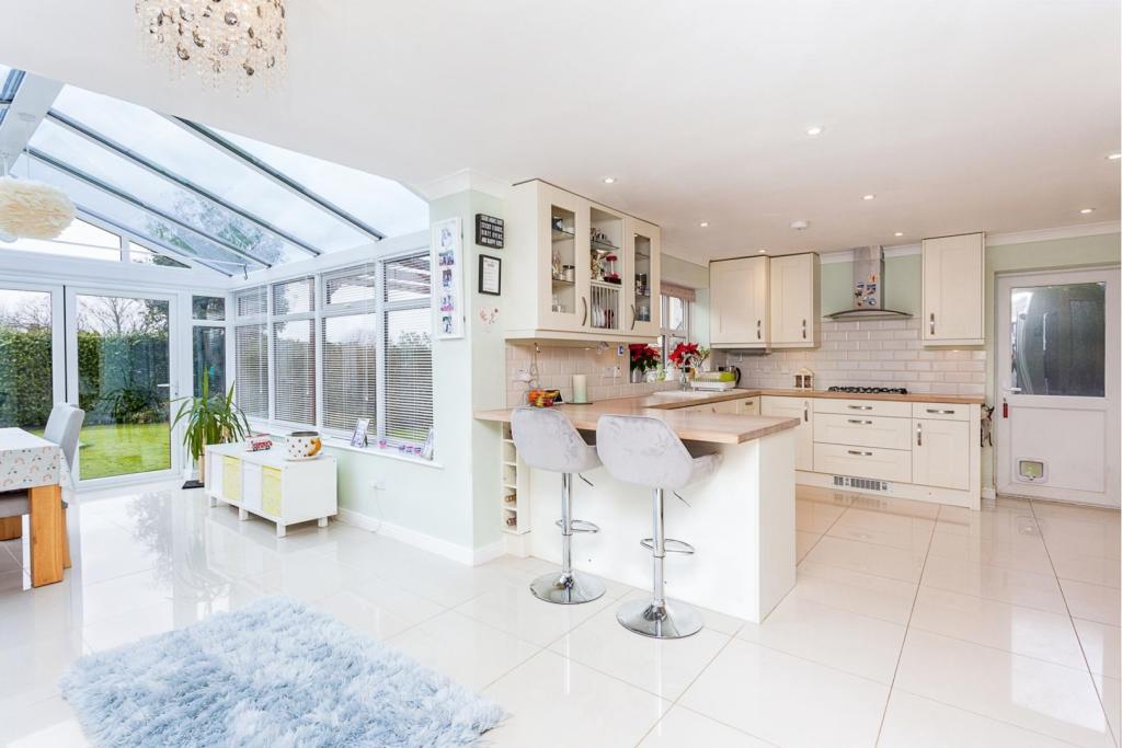 Kitchen/Family Room