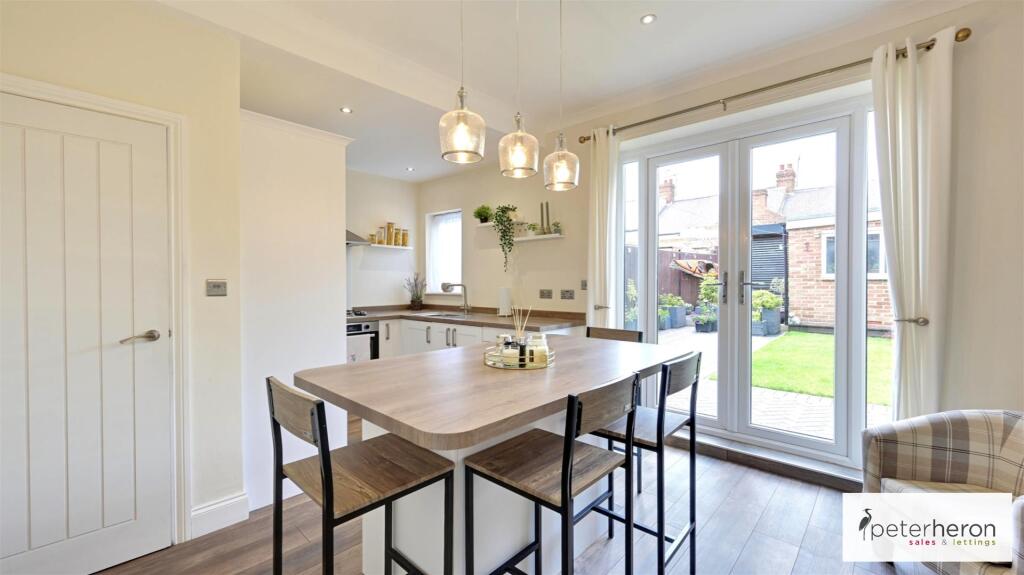 Breakfasting KItchen