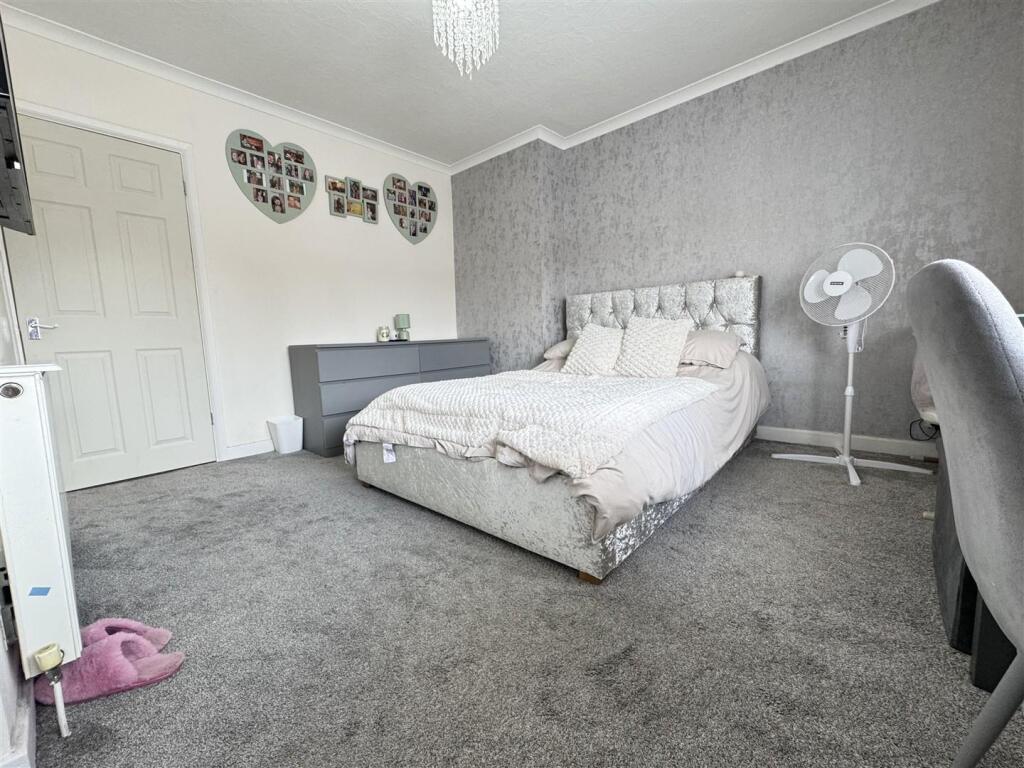 IMG_8923 (Large).JPG