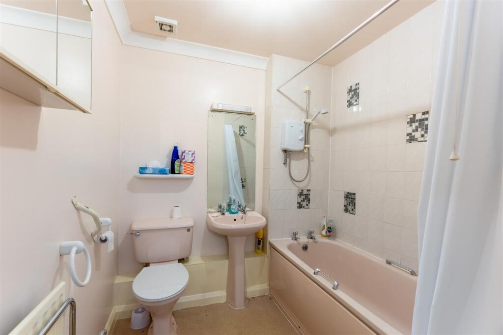 9 Rathbone Park-009.JPG