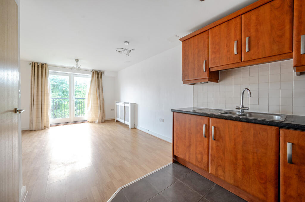 1300981-10-68403d...