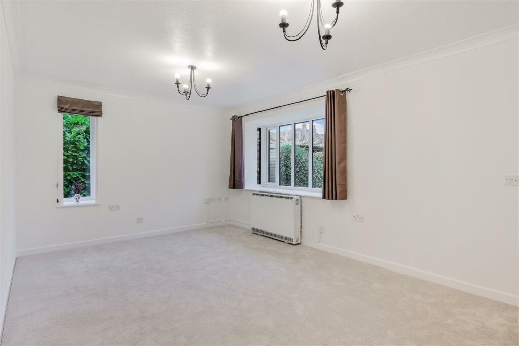 OAKMEAD GREEN (11).jpg