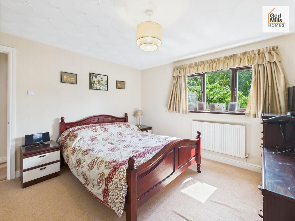 CAM04261G0-PR0066...