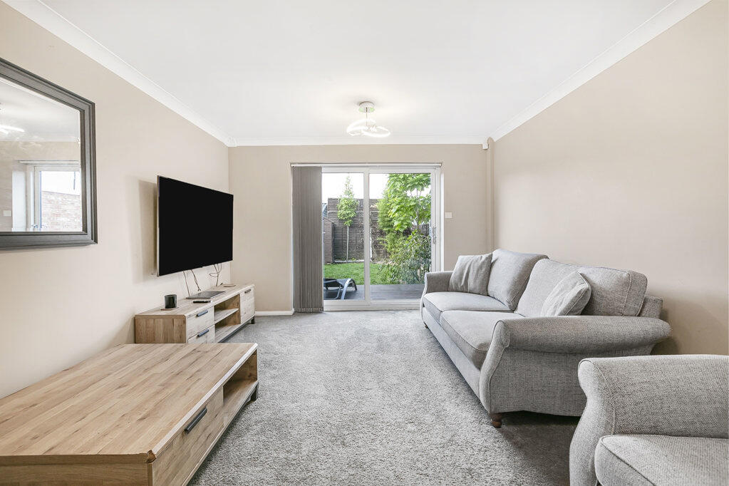 Peket Close, Staines-upon-Thames, Surrey, TW18