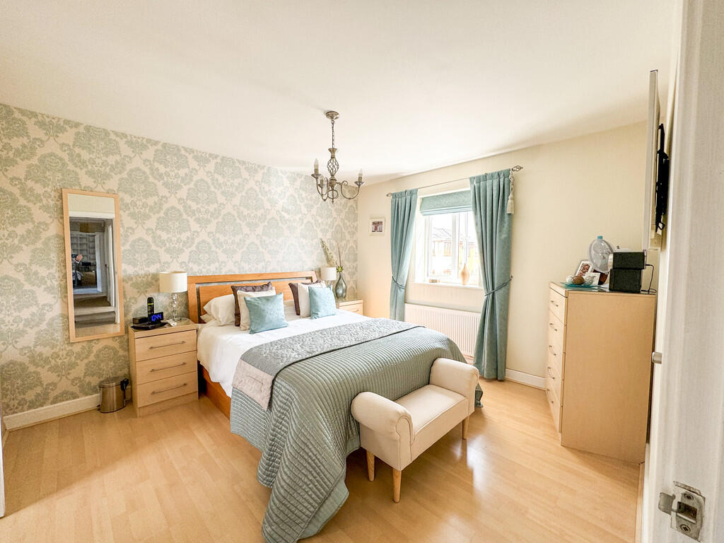 bed3 image 2