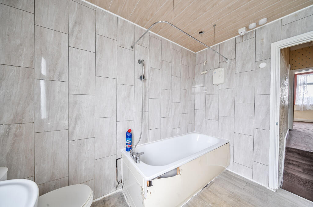 1300382-32-682f68...