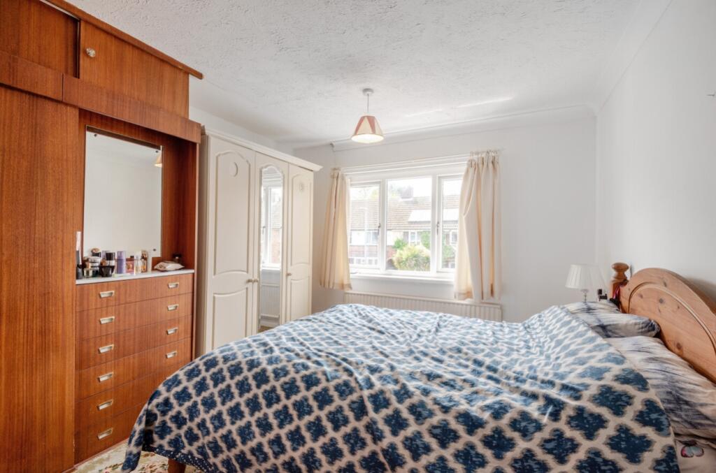 1303443-11-683f2e4ea5343