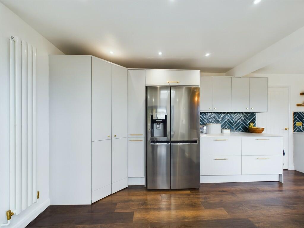 CAM01452G0-PR0084...