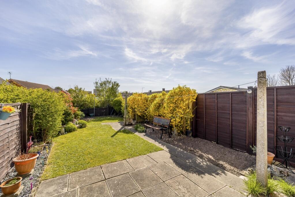 2 Drury Lane (Bicker)-5