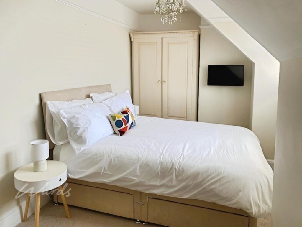 Westcliff bed 4 n...