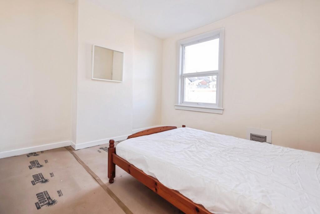Bed 1