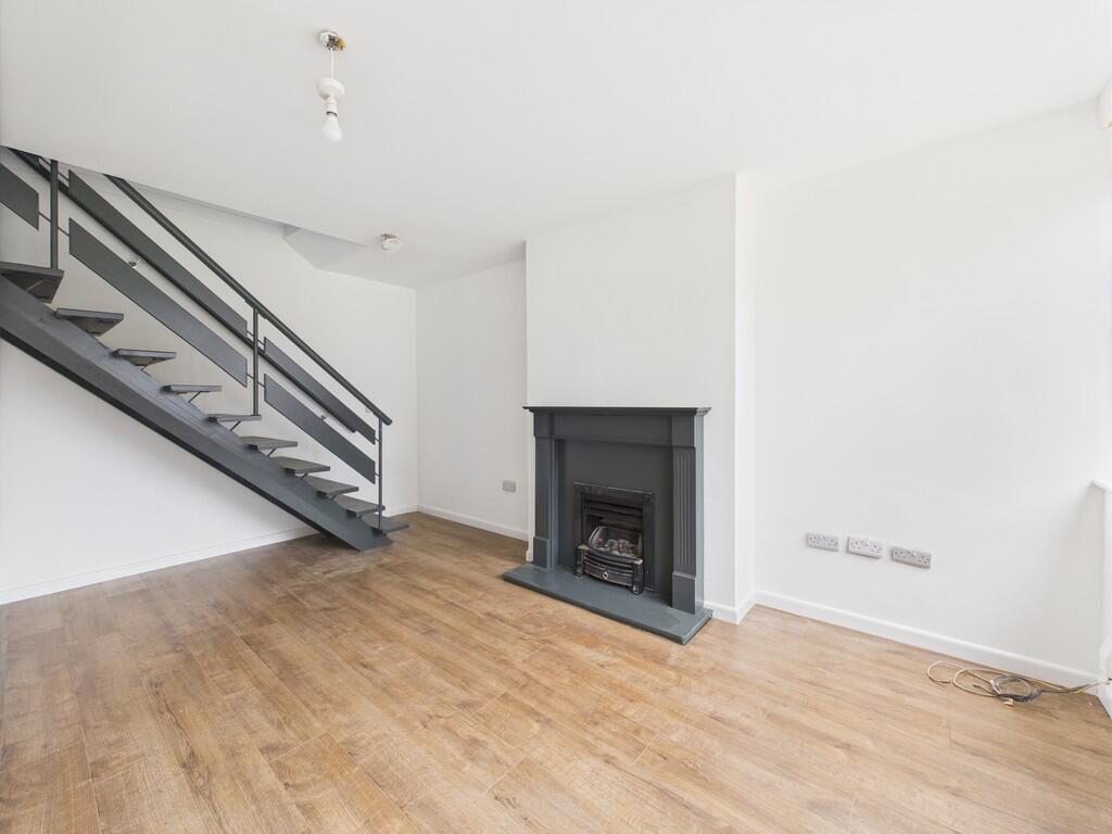 CAM05068G0-PR0044...