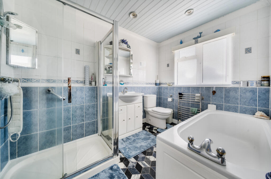 1334730-14-68936c...