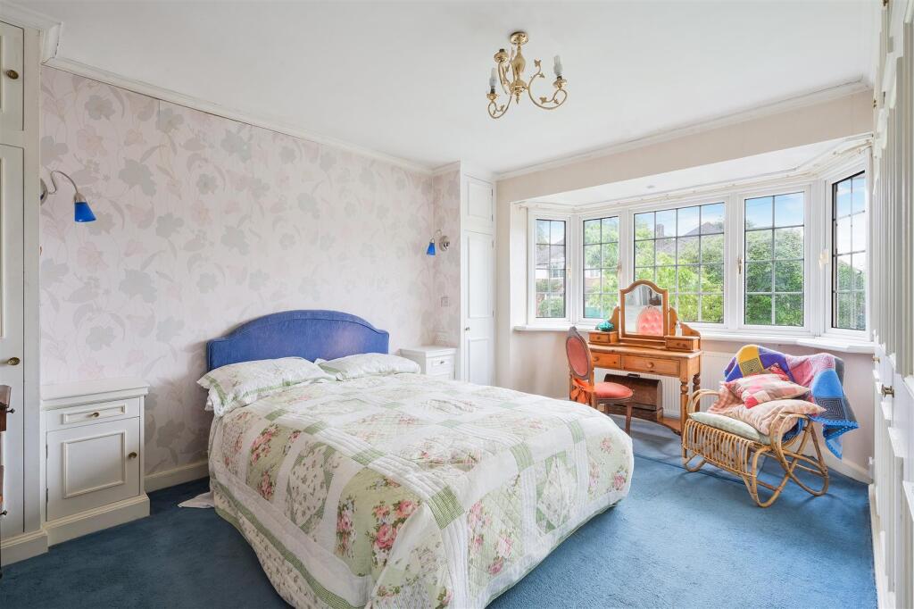 NORTH VIEW CRESCENT, 58  (2).jpg