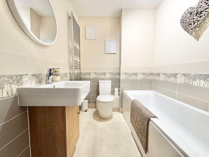 Family bathroom view 2