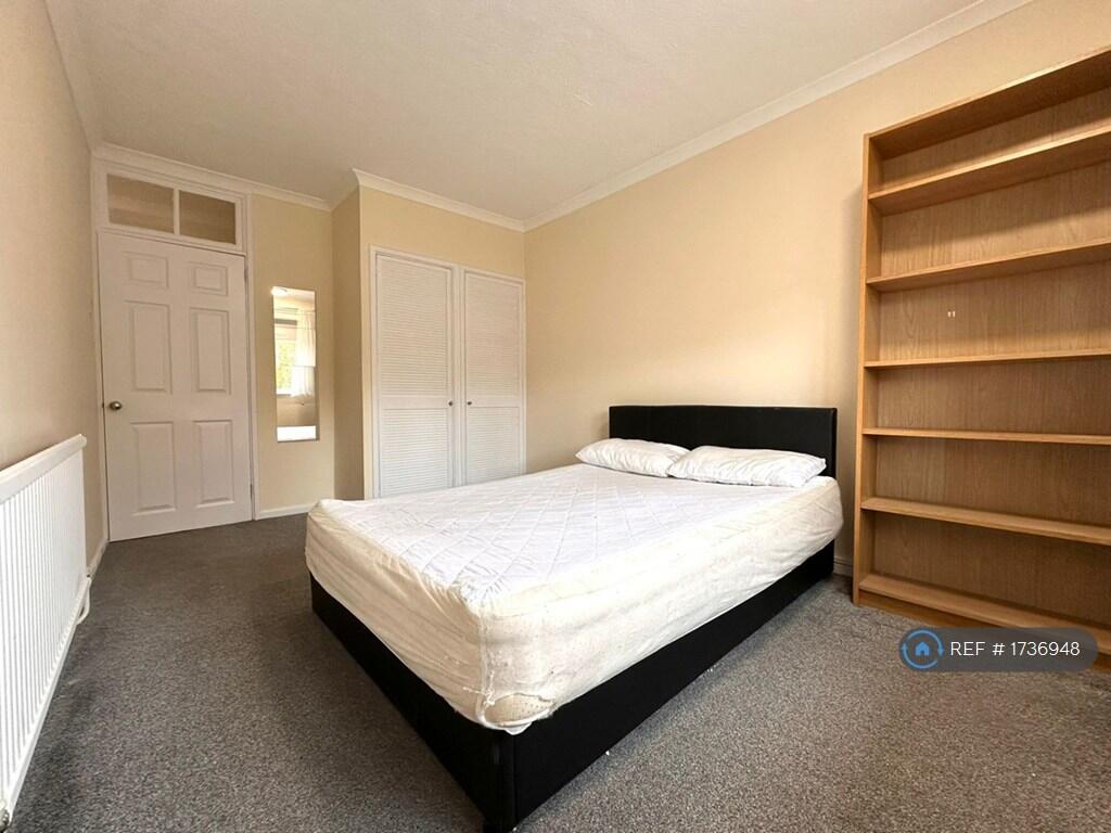 Double Bedroom 2